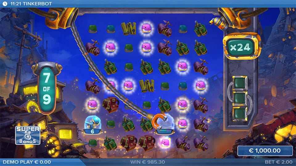 Tinkerbot slot feature left hook