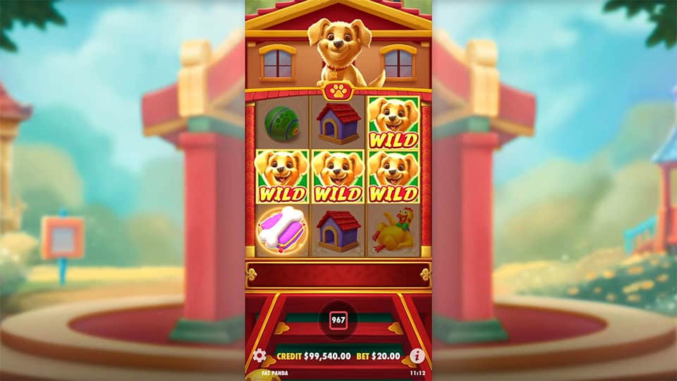 Lucky Dog slot displaying multiple wild symbols across the reels.