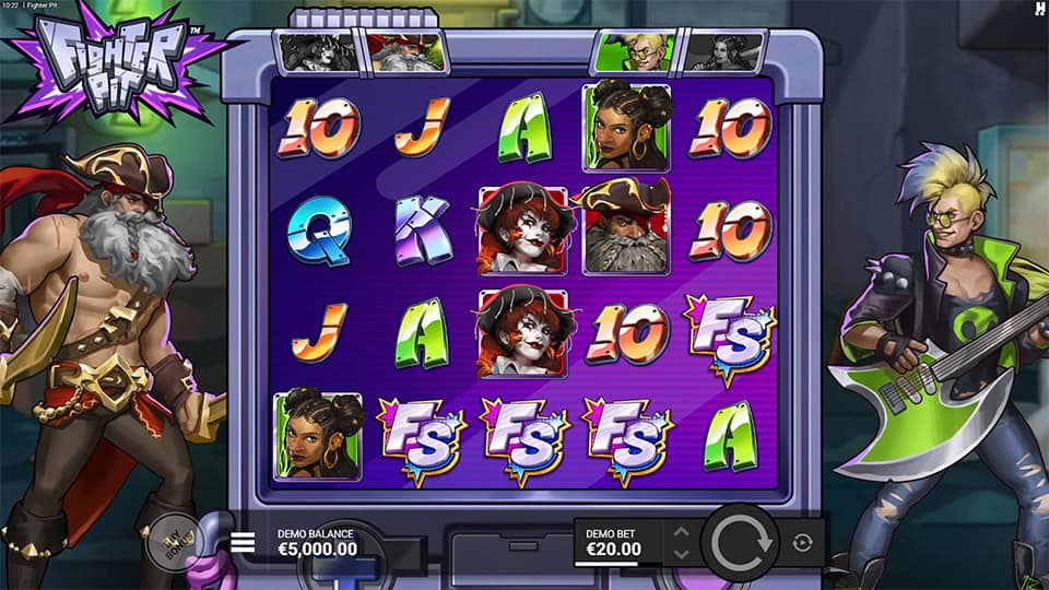 4 FS scatter symbols landing to trigger the Ultimate Showdown bonus.