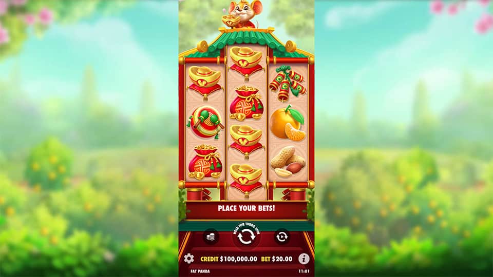 Lucky Mouse slot game preview with traditional Chinese-themed symbols.