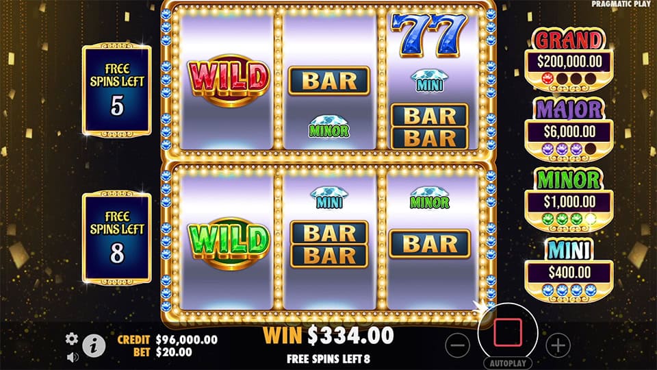 Slot reels showing WILD symbols, 777s and gem-themed Mini and Minor jackpot labels.