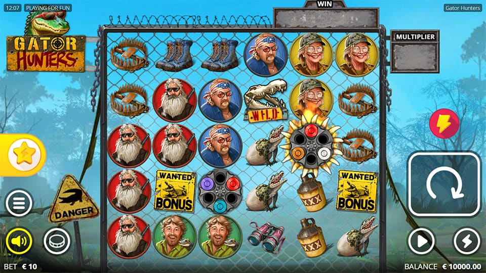 Gameplay grid with swamp hunters, boots, traps and gator symbols on a chain-link fence, featuring bonus and wild icons.