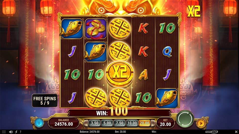 Feature screen introducing the curse-breaking gameplay with stacked lion masks and glowing gold coins.